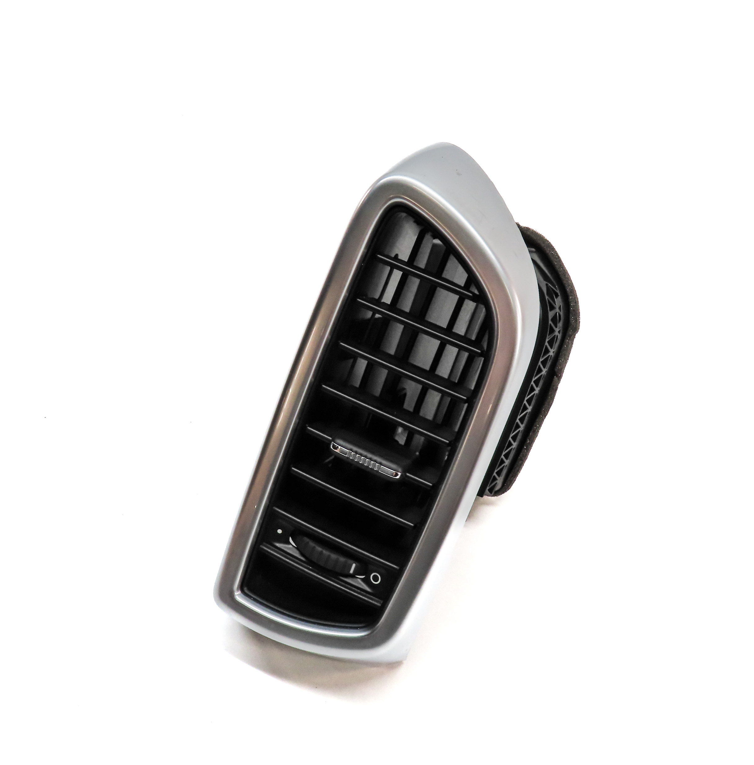 2016 PORSCHE CAYENNE (958) FRONT LEFT DRIVER OUTER DASH HEATER A/C AIR VENT — exact item pictured